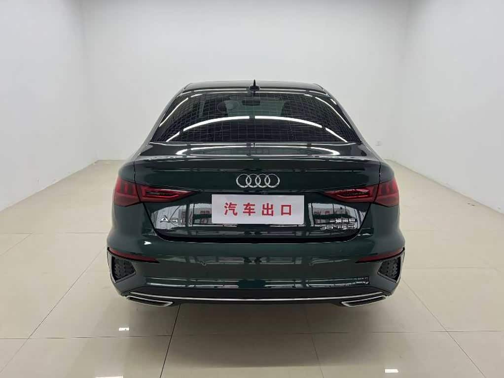 Audi A3 1.4 л 2023 г. Зелёный, пробег 45000 км