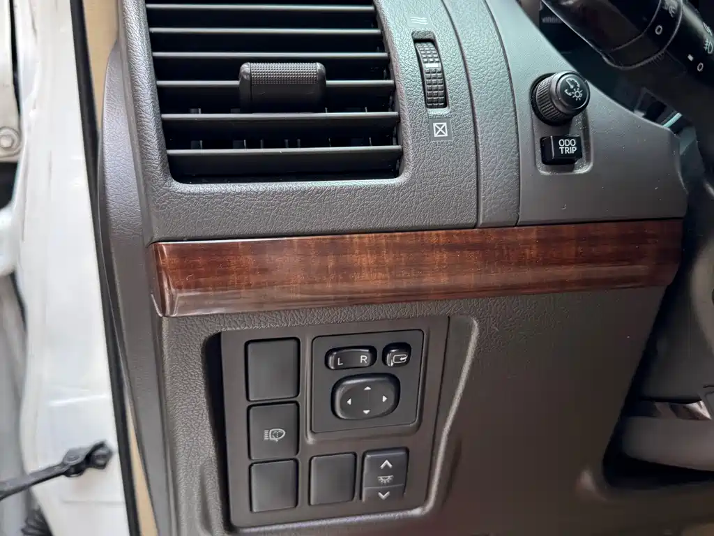 Toyota Land Cruiser Prado 2010 4.0L AT VX NAVI