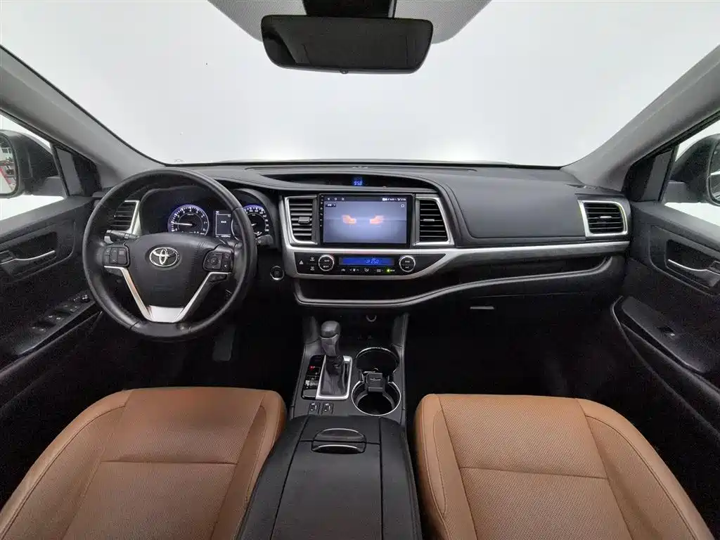 Toyota Highlander 2018 2.0T 7 мест VI