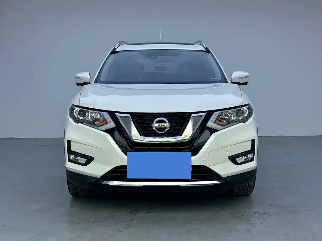 NISSAN QIJUN