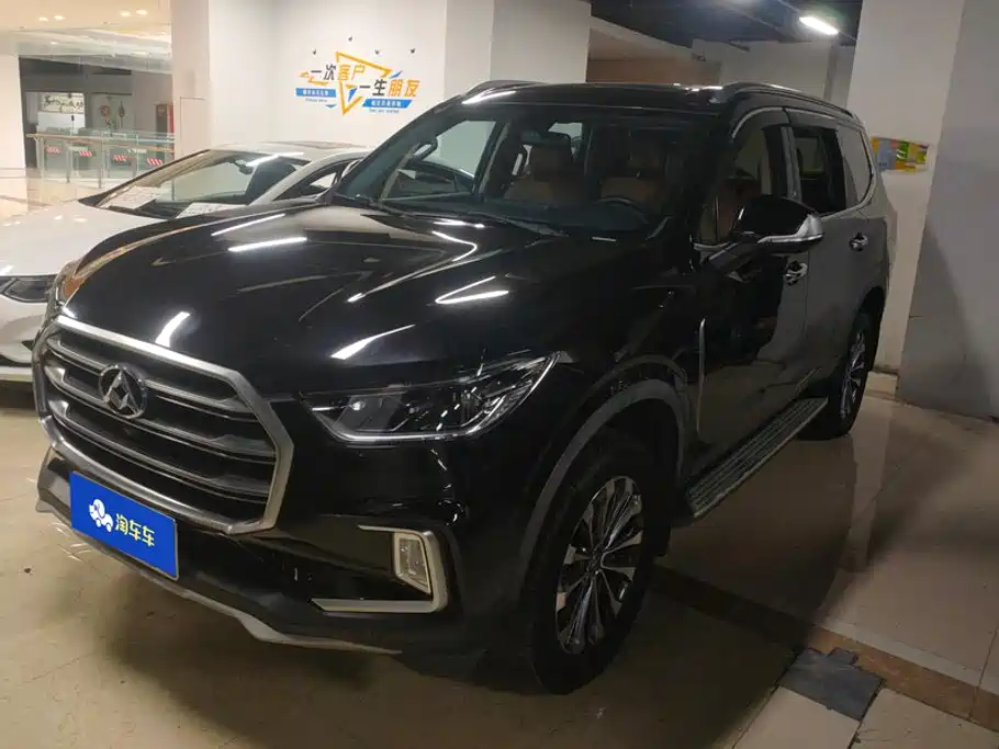 MAXUS D90
