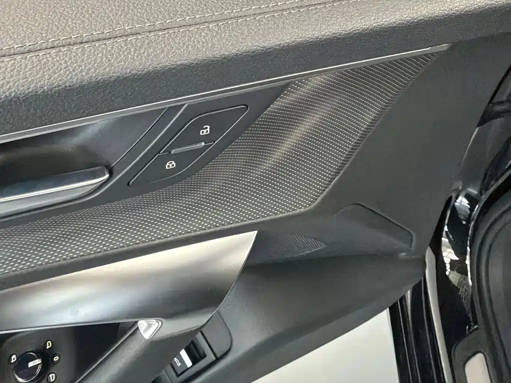 Audi A6L — миниатюра 14