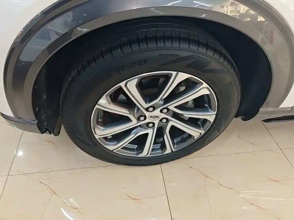 Ford Explorer — миниатюра 23