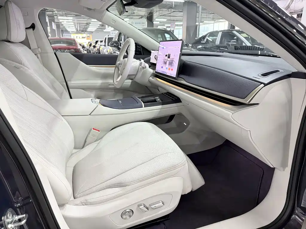 Buick Electra L7 — миниатюра 13
