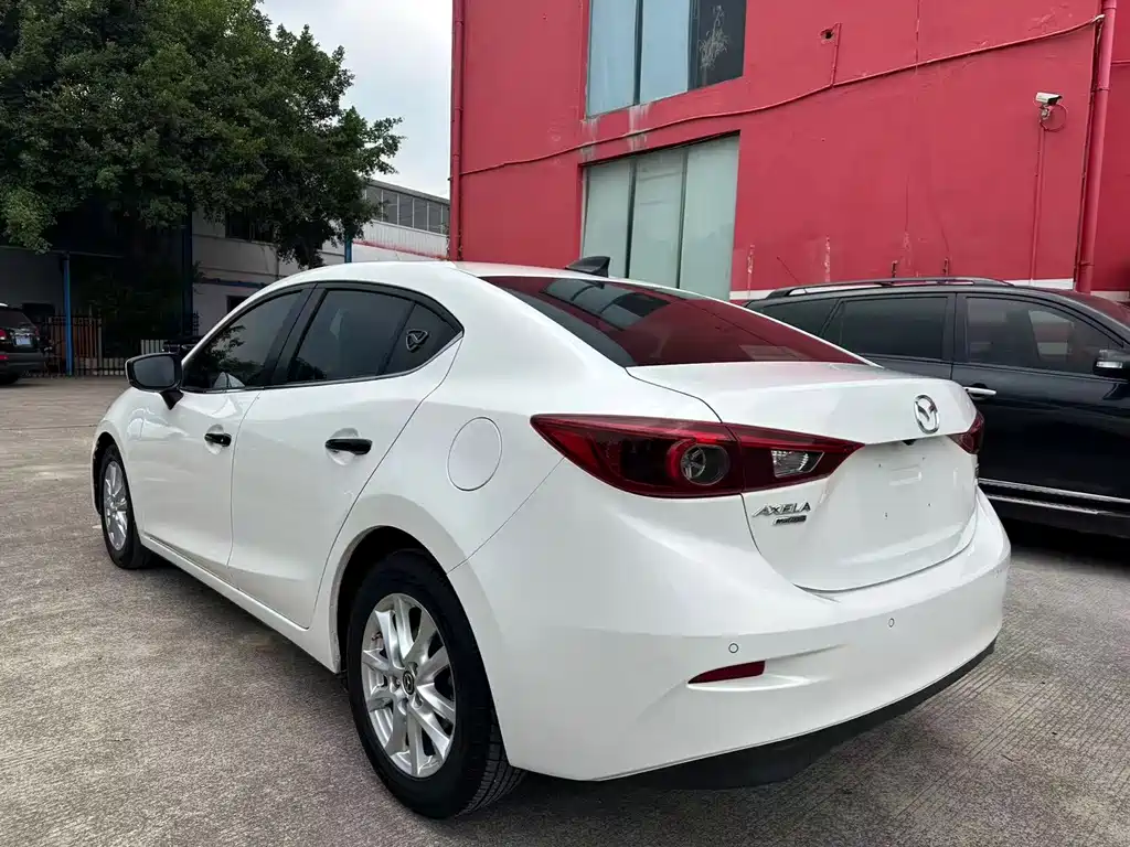 Mazda 3 Axela — миниатюра 6