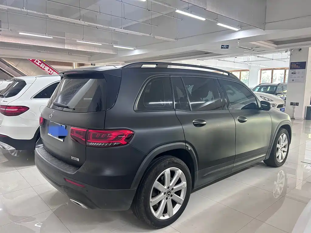 Mercedes-Benz GLB — миниатюра 2