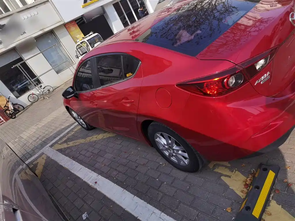 MAZDA 3 ANGKESAILA