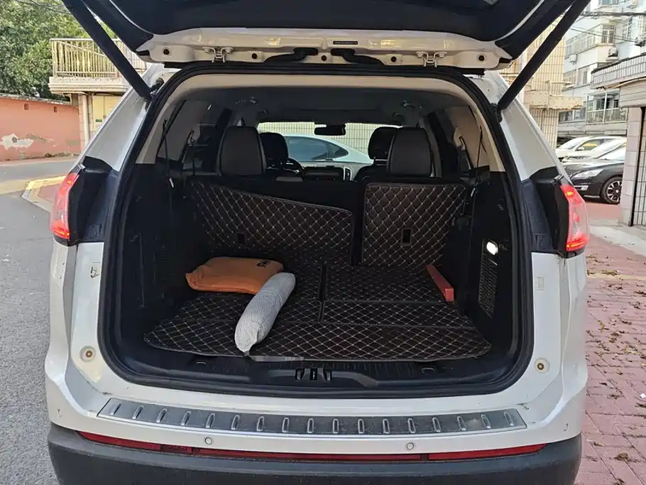 Ford Edge — миниатюра 4