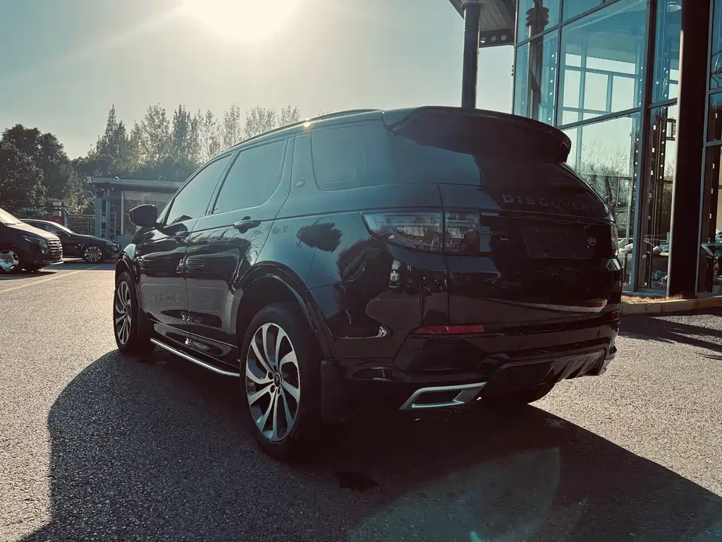 LAND ROVER DISCOVER SPORTS