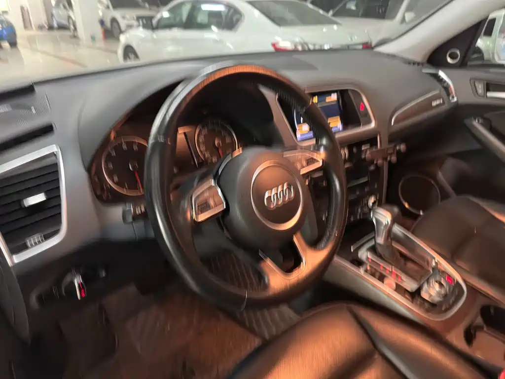 Audi Q5 — миниатюра 8