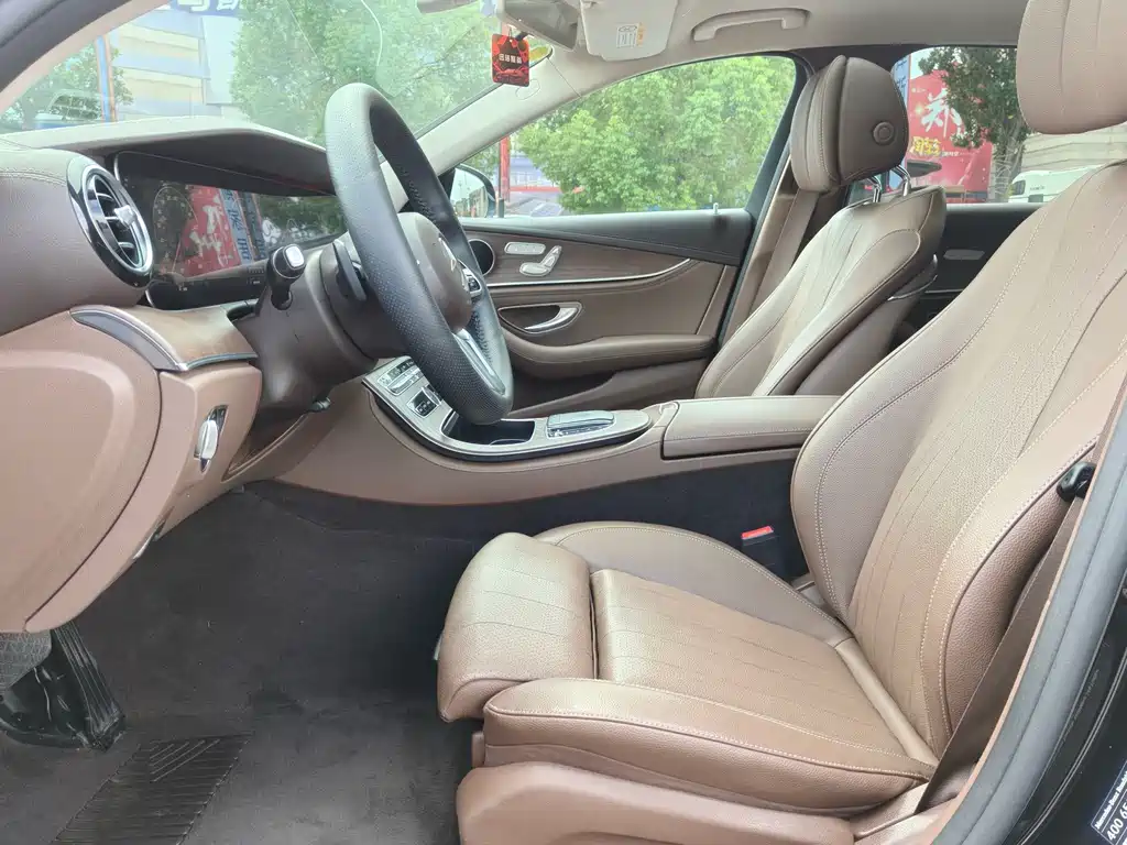 Mercedes-Benz E-Class — миниатюра 13