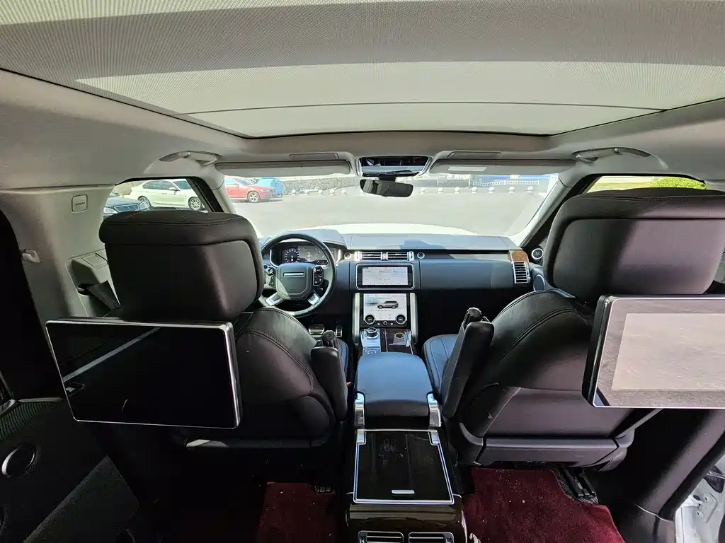 Land Rover Range Rover — миниатюра 5