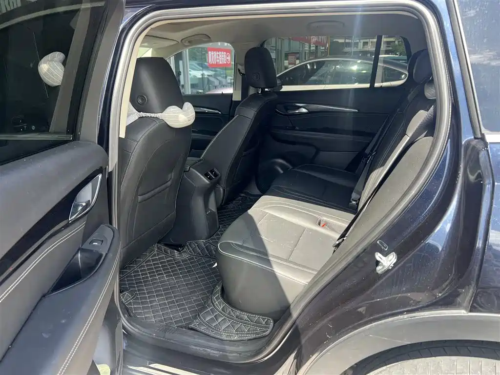 Buick Envision Plus Plus 2022 Plus 652T мест Luxury