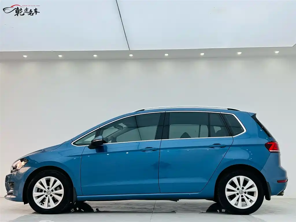 VOLKSWAGEN GOLF*JIAYU