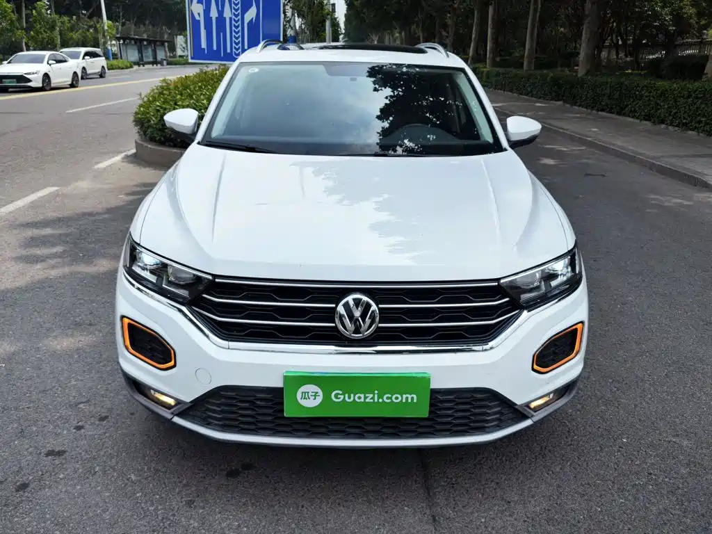 Volkswagen T-Roc 2019 230TSI DSG VI