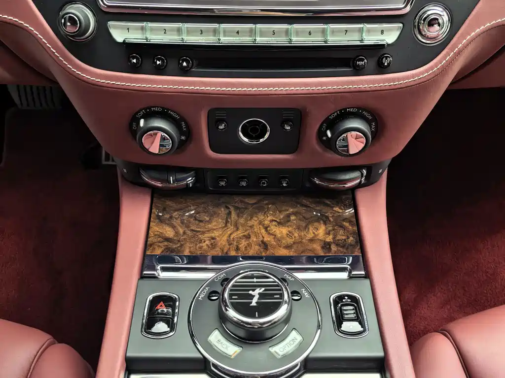 Rolls-Royce Ghost — миниатюра 27