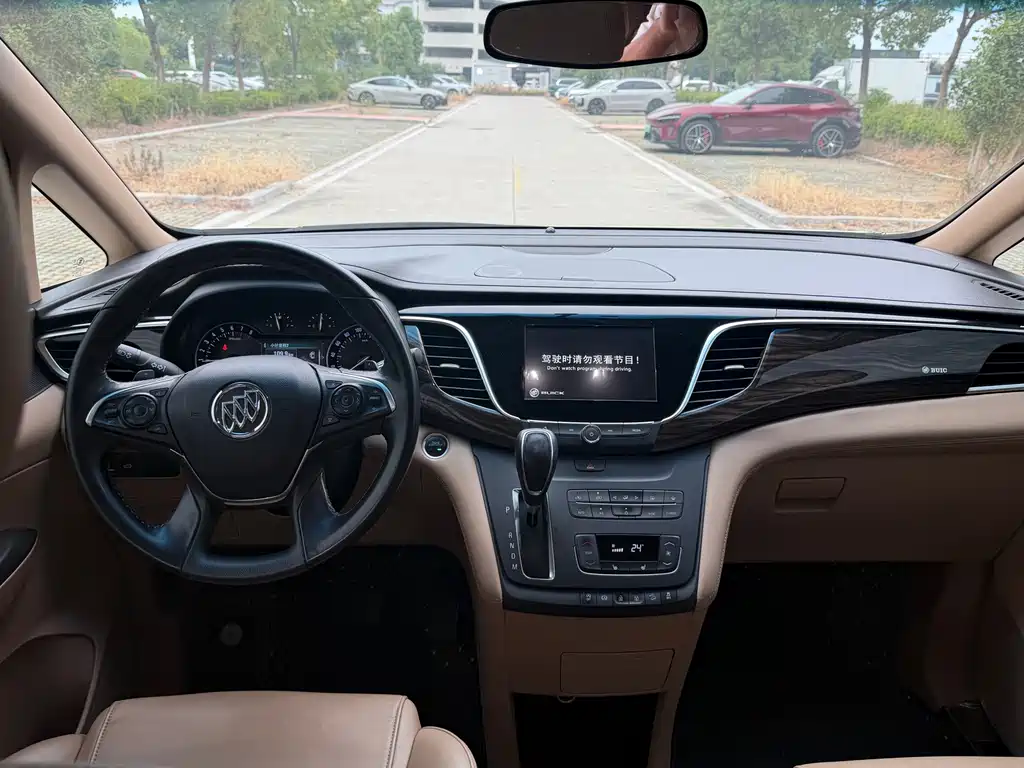 Buick GL8 — миниатюра 13