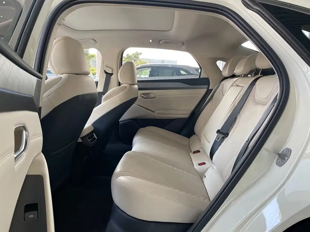 BYD Qin L — миниатюра 10