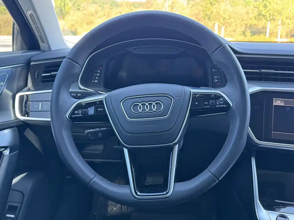 Audi A6L — миниатюра 10