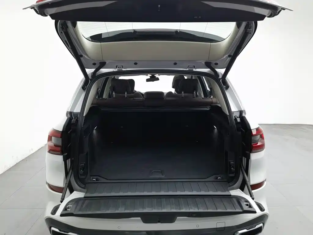 BMW X5 (Import) — миниатюра 16