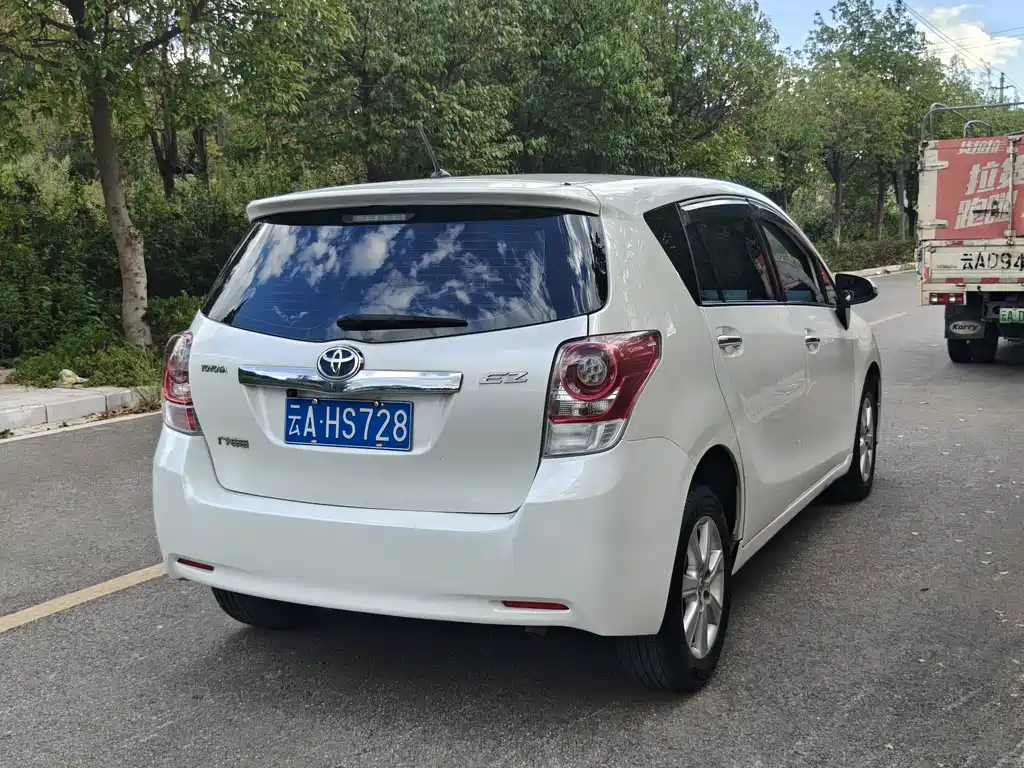 Toyota Verso — миниатюра 6
