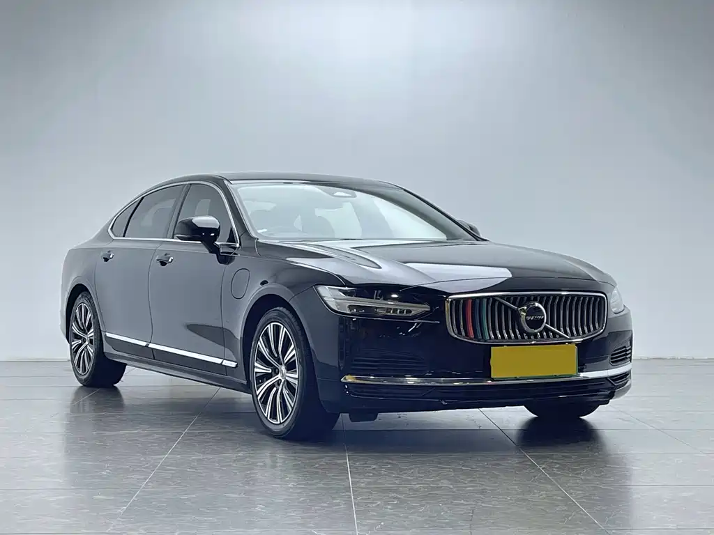 Volvo S90 PHEV — миниатюра 3