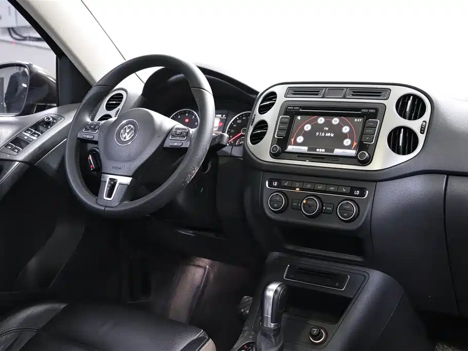 Volkswagen Tiguan — миниатюра 9