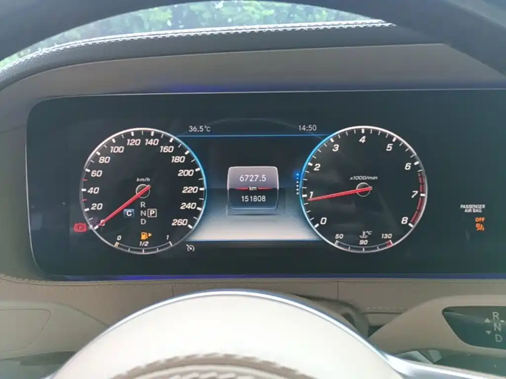Mercedes-Benz S-Class — миниатюра 12