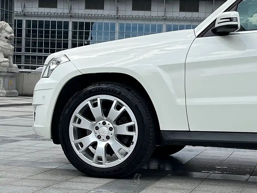 Mercedes-Benz GLK-Class (Import) — миниатюра 8