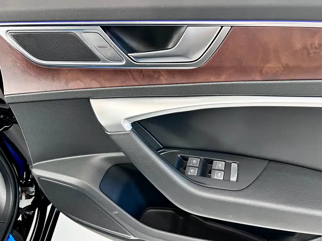 Audi A6L — миниатюра 19
