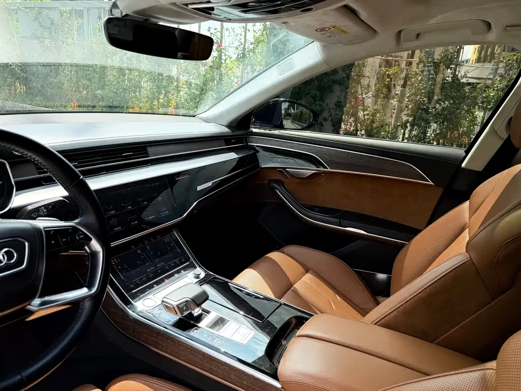 Audi A8 — миниатюра 9