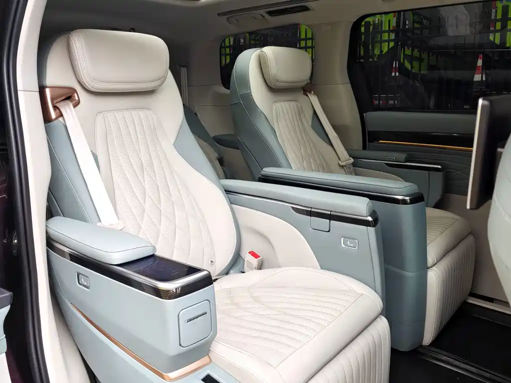 Maxus G90 — миниатюра 20