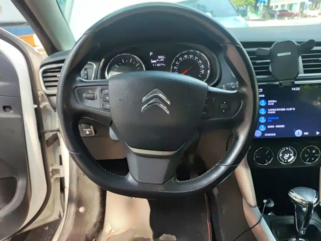 Citroen C3-XR — миниатюра 11