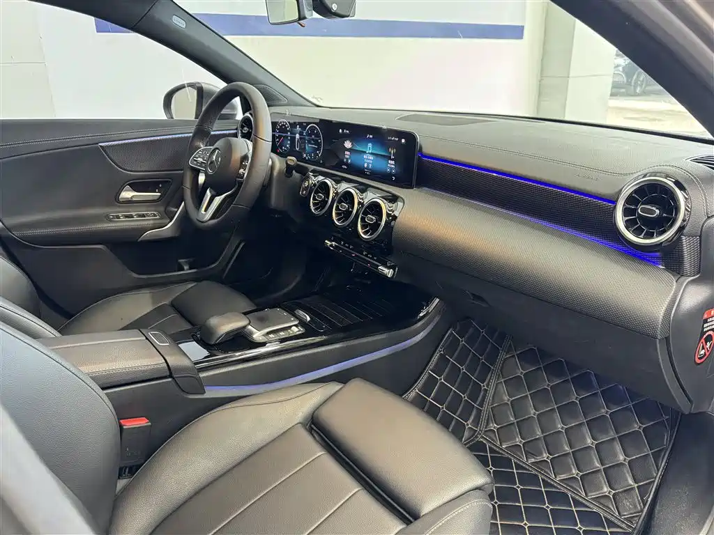 MERCEDES-BENZ A CLASS