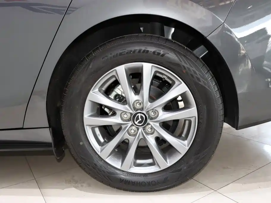 Mazda 3 Axela 2.0L Auto Quality Engine Edition, фото 19