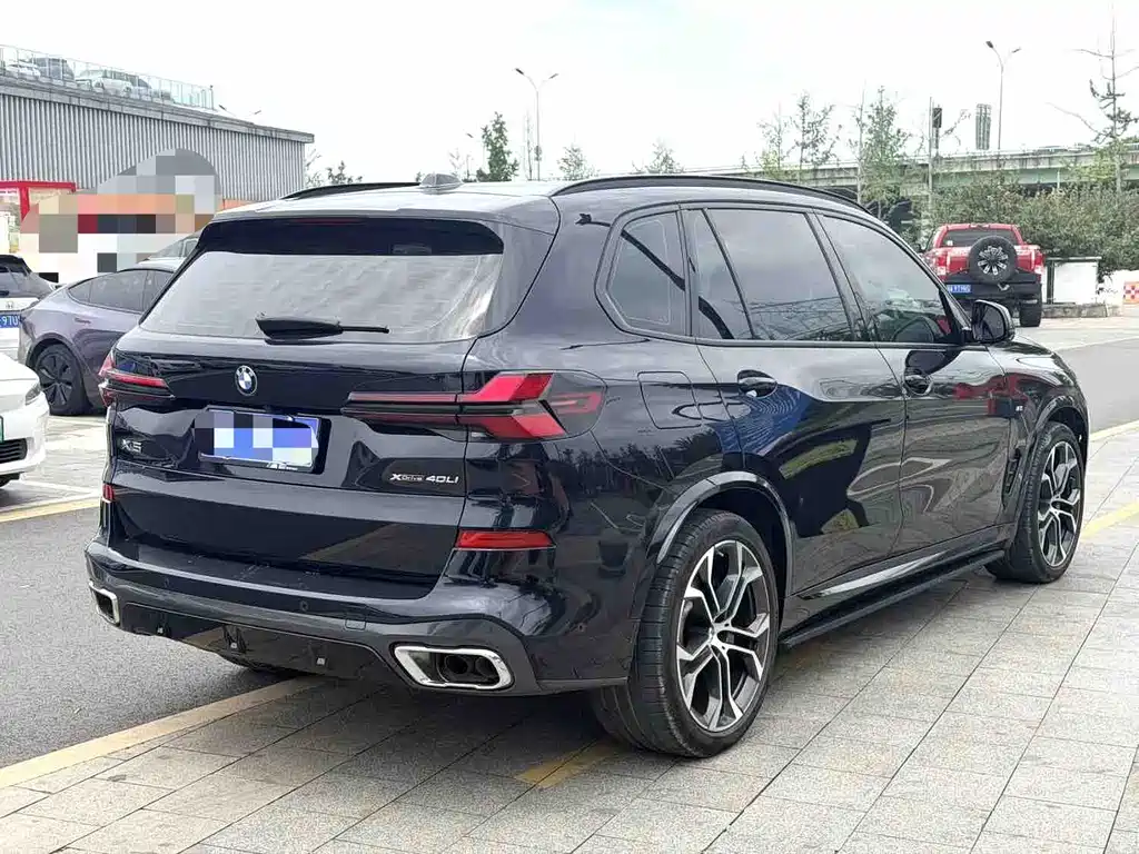 BMW X5 2023 xDrive 40Li M Sport
