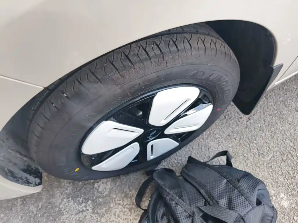 Wuling MINIEV — миниатюра 23