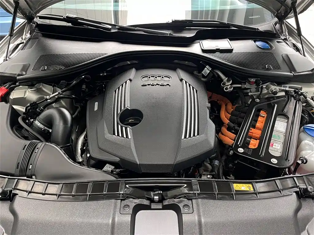 Audi A6L New Energy 40 e-tron, фото 8