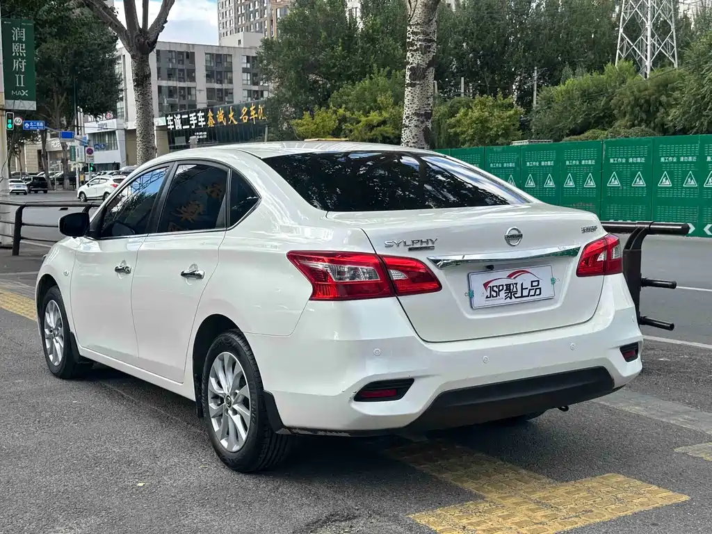 Nissan Sylphy — миниатюра 11