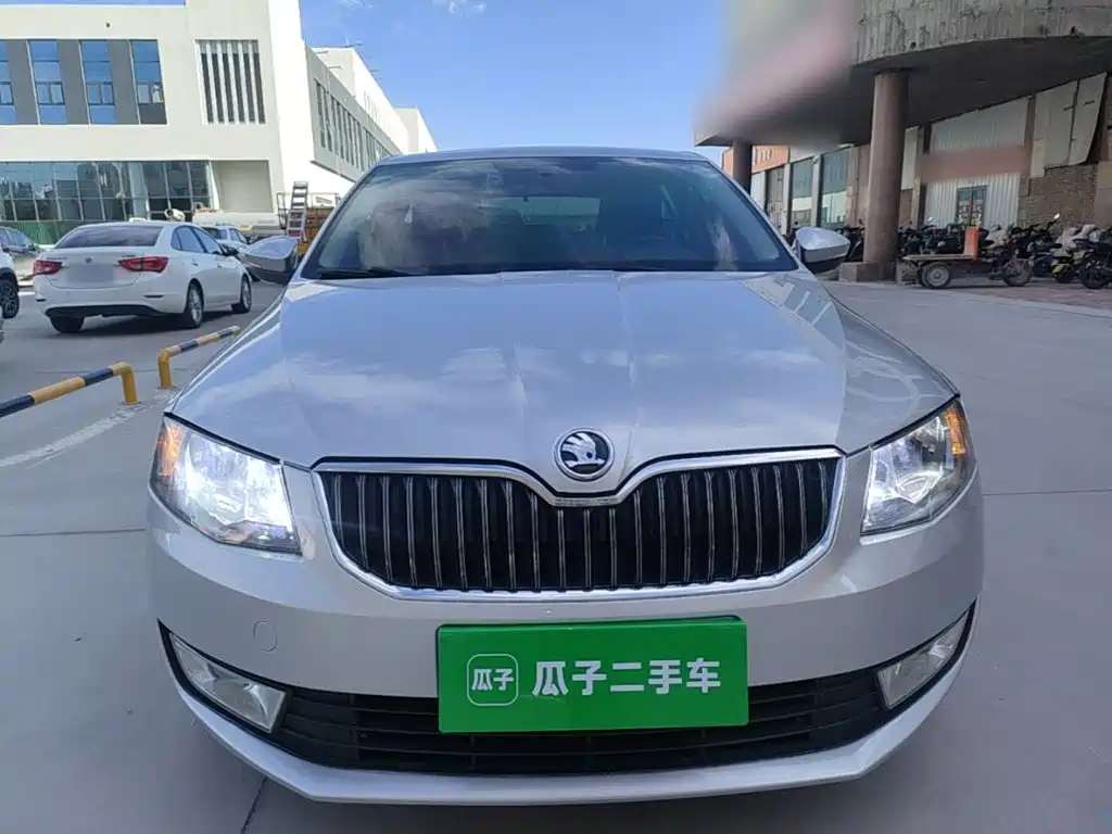 Skoda Octavia — миниатюра 3