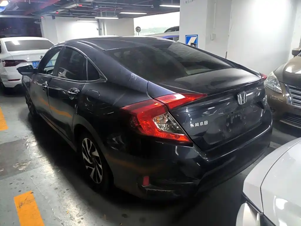 Honda Civic — миниатюра 5