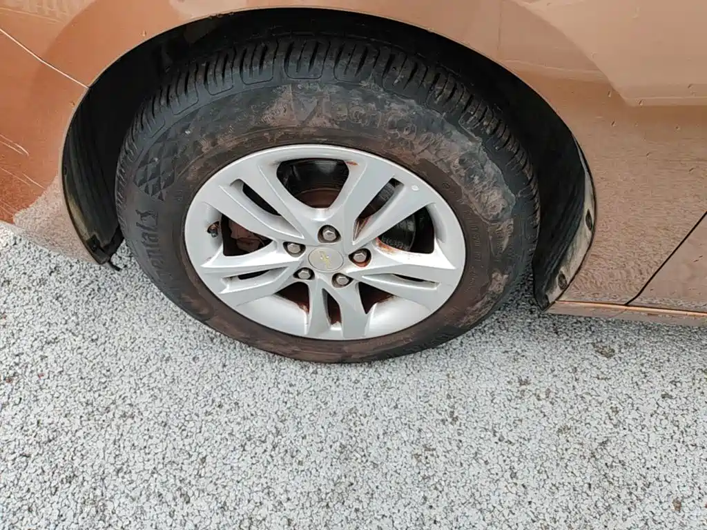 Chevrolet Cavalier — миниатюра 23