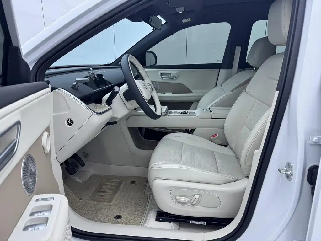 Toyota bZ3X — миниатюра 10