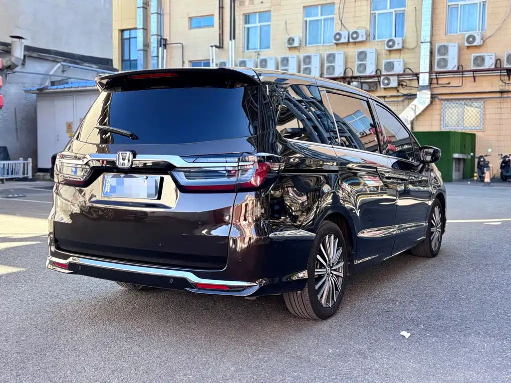 Honda Elysion — миниатюра 7