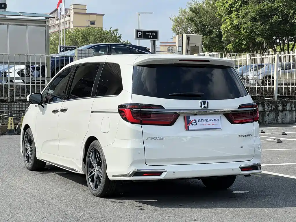 Honda Odyssey — миниатюра 5