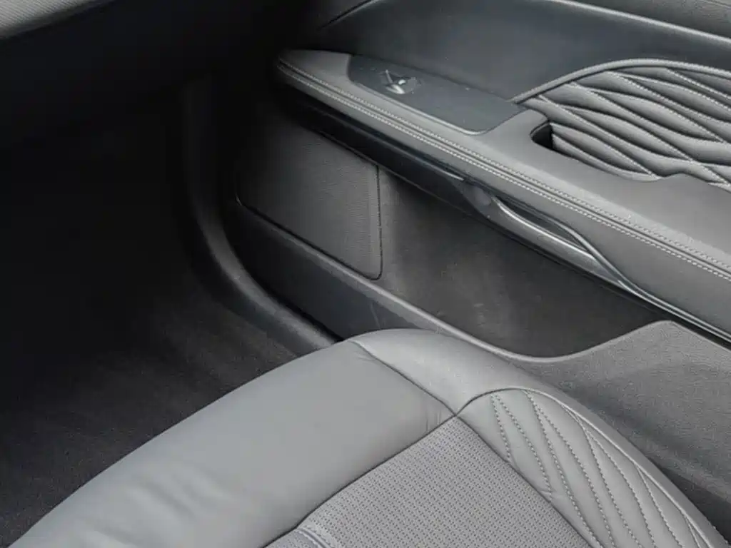 Ford Taurus — миниатюра 25