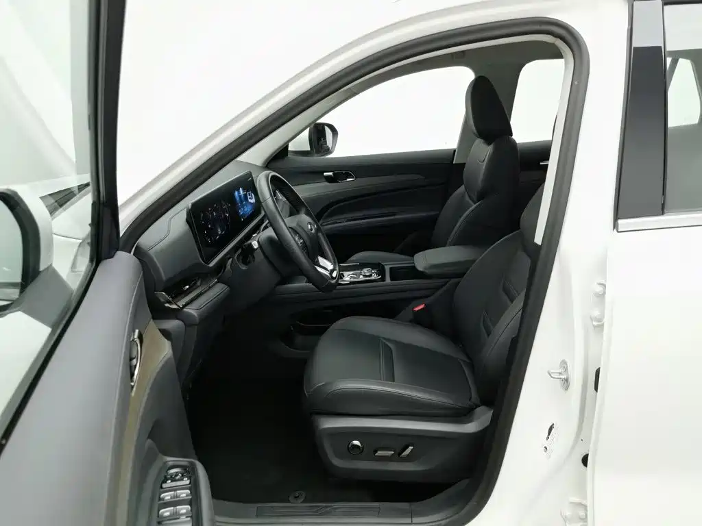 Ford Equator Sport — миниатюра 10