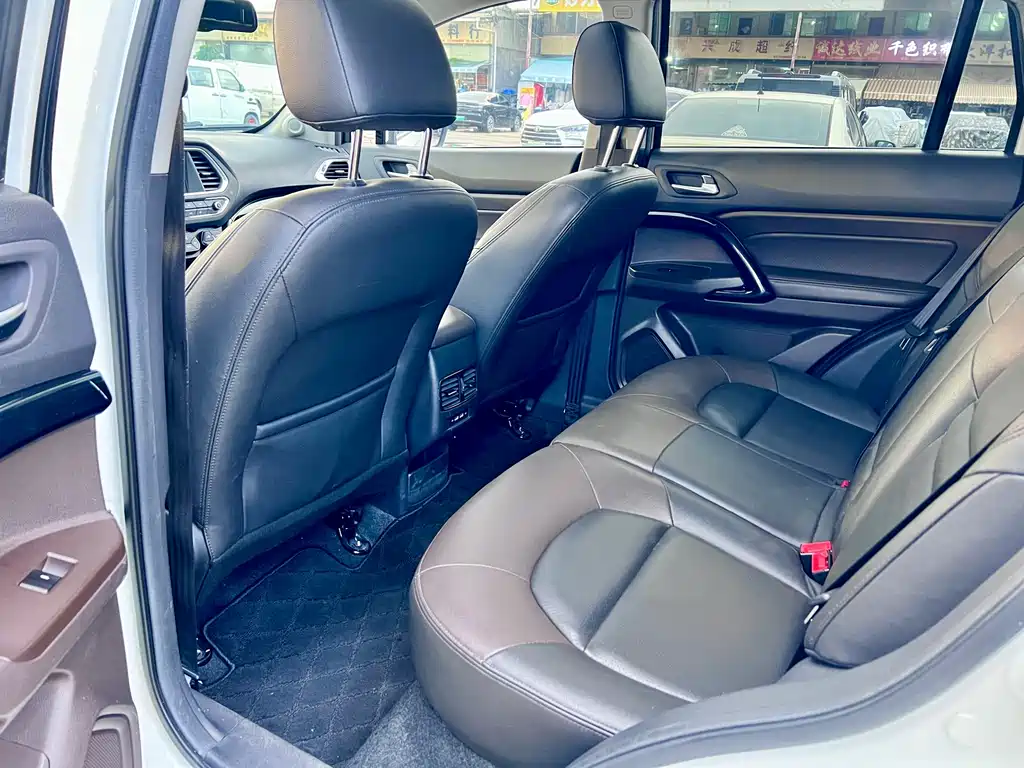 GAC TRUMPCHI GS4 NEW ENERGY