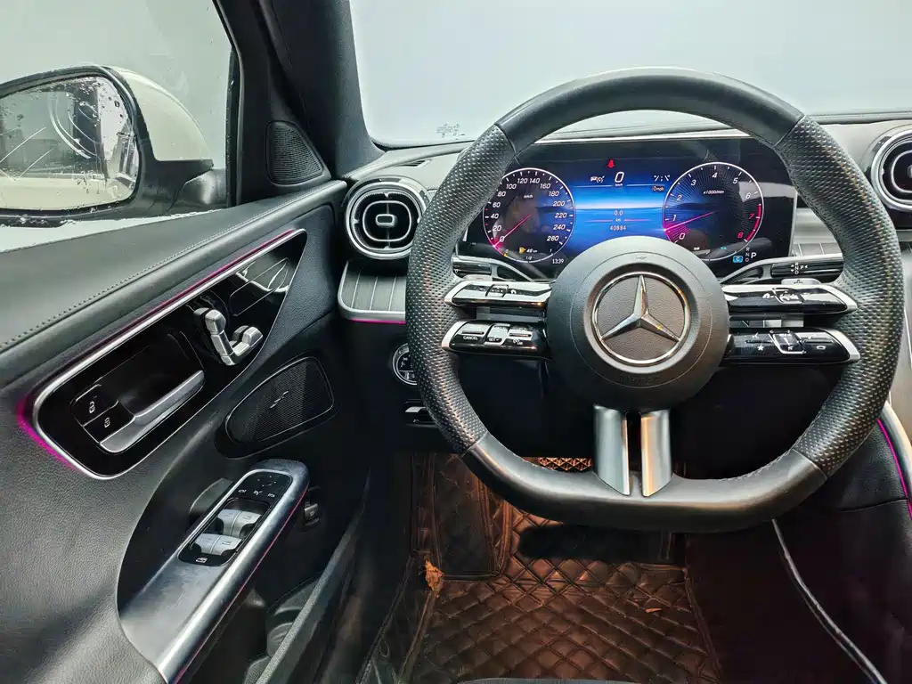 Mercedes-Benz C-Class — миниатюра 9