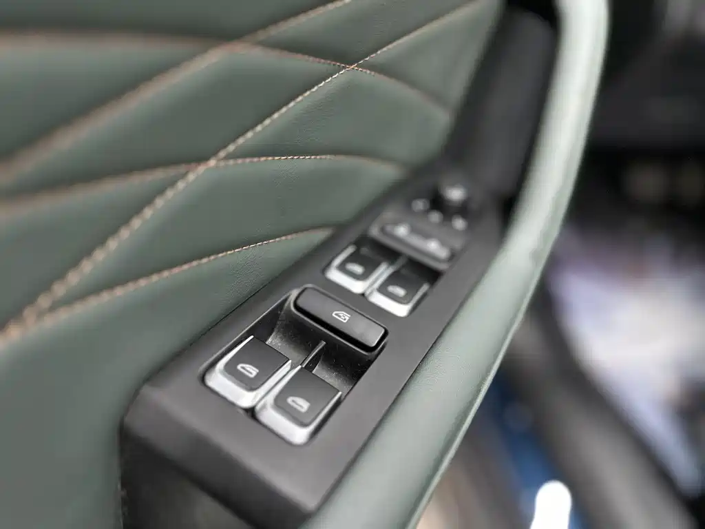 GEELY AUTOMOBILE HAOYUE L